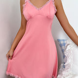 Sexy V-Back Butterfly Design High-Slit Lace Nightdress