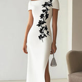 Audrey | Conjunto de Vestido Midi com Decote em Bota e Estampado Floral