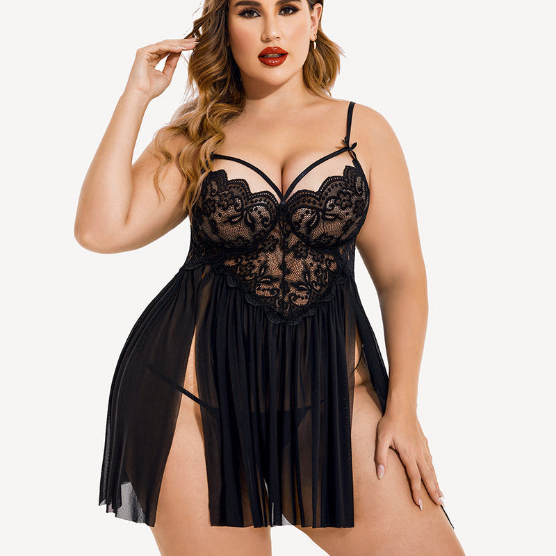 Plus Size Heart Lace Side Slit Nightdress