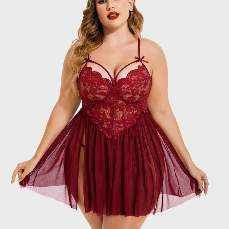 Plus Size Heart Lace Side Slit Nightdress