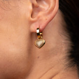 Brinco Argolinha Love Banhado em Ouro 18K
