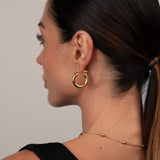 Brinco de Argola Tubo Lele M Banhado em Ouro 18K