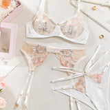 Conjunto de Lingerie em Tule Transparente com Bordado Floral