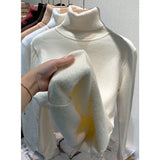 Camisola de Gola Alta em Pelúcia